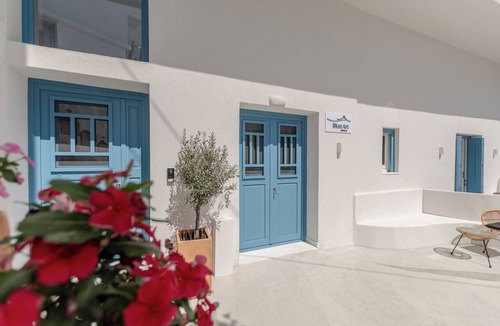 Old Town Naxos Apartment | Blue Art Suites