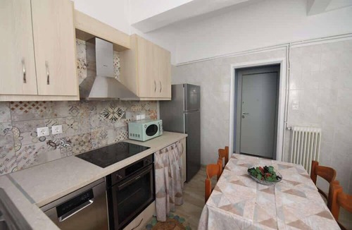Kiparissia Apartment | Blue Cozy Home in Kyparissia, Fully Equipped Nest