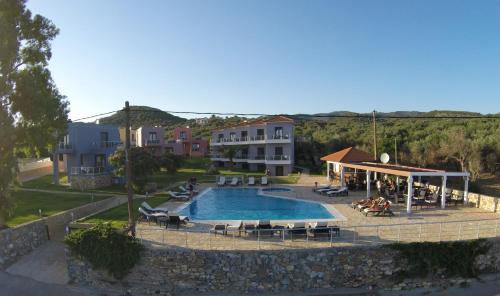 Plomari Apartment | Blue Waves Luxury Suites by the Sea