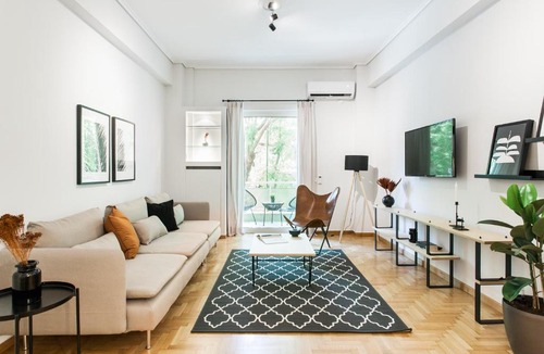 Neo Psychiko Apartment | Bright 2BD Apartment in Psychiko by UPSTREET