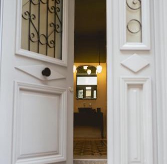 Kolonaki Apartment | Bugan-Villa