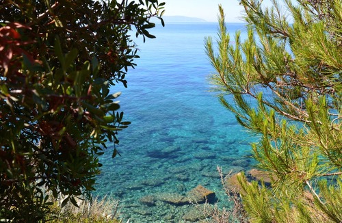 Leivathos House | Bungalow Kefalonia Greece: cozy 2 bedroom bungalows by Spartia beach, veranda
