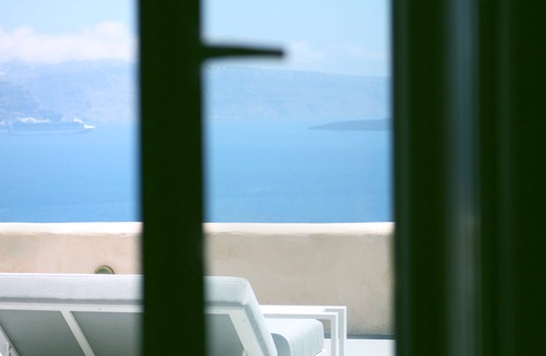 Oia Villa | Caldera villa 520 with private swimming pool and sea view