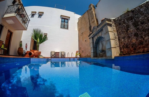 Atsipopoulo Apartment | Calergi 3 - Spring in Crete - Monthly Offer in Stylish Loft for Authentic Living