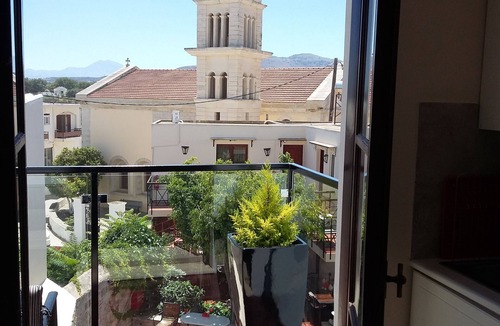 Atsipopoulo Apartment | Calergi 4-1BDR/1LVR Inspiring Ap/t for 30-90 day Digital Nomads Authentic Living