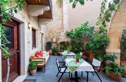 Old Town Rethymnon Hotel | Casa Moazzo Suites and Apartments