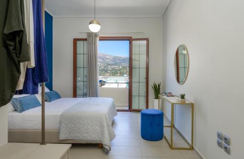 Argostoli Town Apartment | Centro Y Mar! Central Penthouse with Terrace!