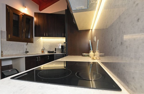 Plemeniana House | Chania Hillside 2BD Home – Nature & Comfort by ΜΡS