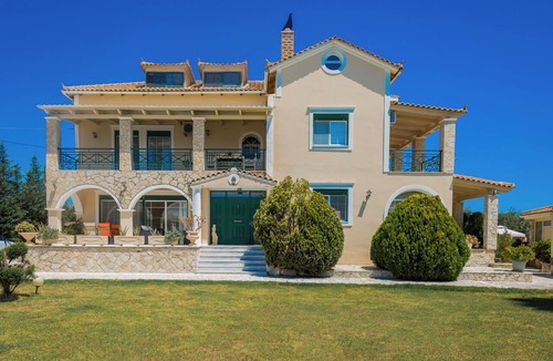 Zakynthos Villa | Charming 4-bedroom villa with WiFi, AC in Lagana