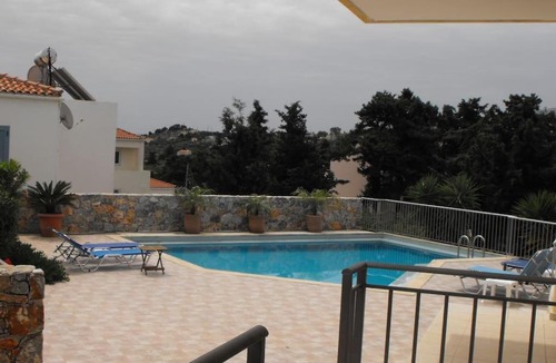 Kefalas Apartment | Christinas summer house with pool in Kefalas