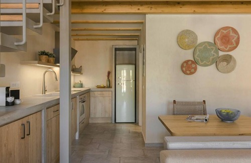 Frourion Hotel | Chromata Assos Villas Kefalonia