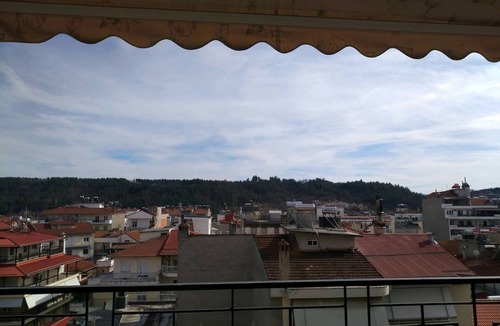Grevena Apartment | City center apartment with mountain view