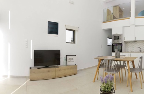 Maleme Villa | Cocoon Villas - Villa Caius - 6 bdrm villa 800m from the beach