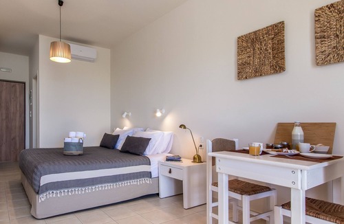 Galatas Apartment | Come Stay in Nature!