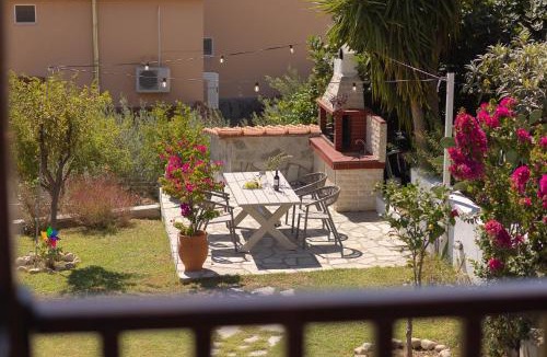 Nikita House | Costa's House