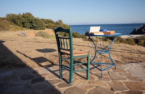 Naxos Villa | Country House 'Apiliotis Sunrise Beach Villa' with Sea View, Wi-Fi and Air Conditioning