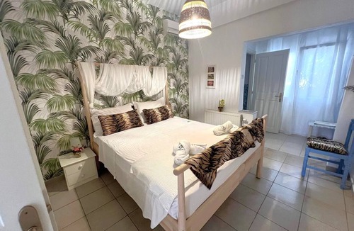 Kilada Villa | Country House 'Iron Hill Villa' with Sea View, Wi-Fi and Air Conditioning