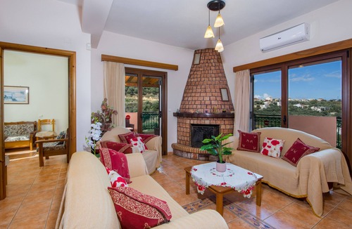 Stalos Villa | Country House 'Villa Dimosthenis' with Private Pool, Wi-Fi and Air Conditioning