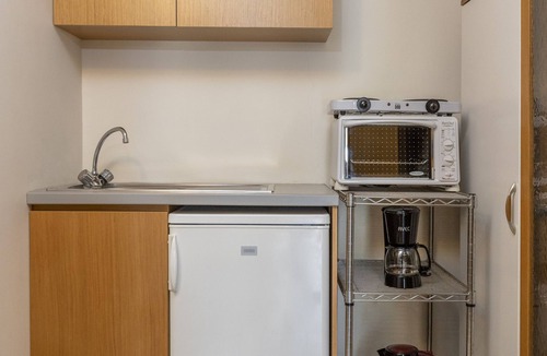 Rhodes Town Apartment | ★ Couple's Getaway ★ Patio | Sophisticated Style |
