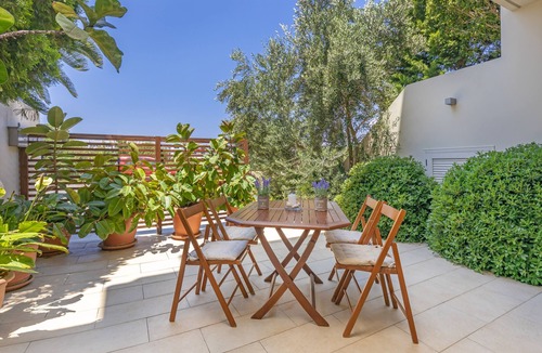 Rhodes Town Apartment | ★ Couple's Getaway ★ Patio | Sophisticated Style |
