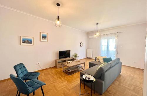 Ampelokipoi Apartment | Cozy 3BRs Family Haven near Metro&Acropolis