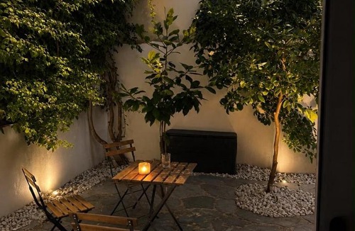 Filopappou Apartment | Cozy Maisonette next to Acropolis