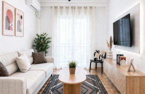Ampelokipoi Apartment | Cozy & Stylish Apartment with Balcony Netflix Near Metro