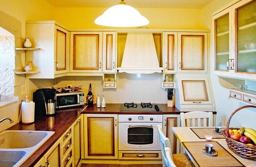 Kontomari Villa | Cretan Villa Near Beach for 10