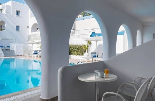 Fira Hotel | Daedalus Hotel