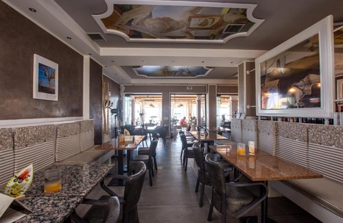 Zakynthos Town Hotel | Dali