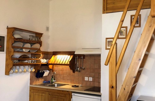 Skopelos Town Apartment | Del Sol sea side Apartment