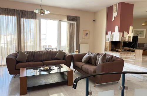Chios Villa | Delux Villa in the Center