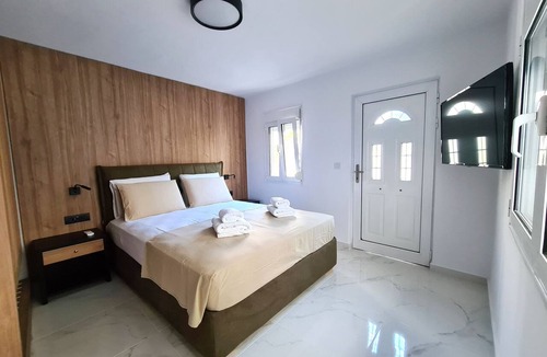 Rhodes Town House | Deluxe house, 5 min. walk from Old Town, Acropolis and city centre. Free Wi-Fi.