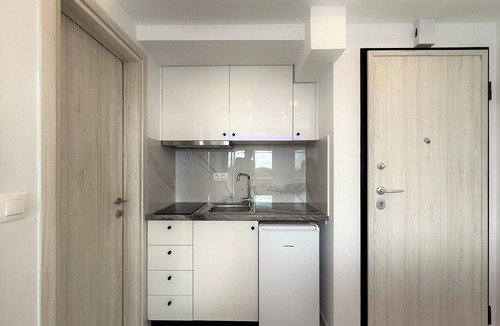 Katerini Apartment | Deluxe One-Bedroom Suite No. 9