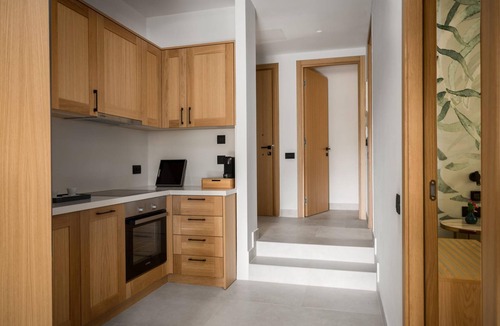 Old Town House | Deluxe Suite Side Sea View