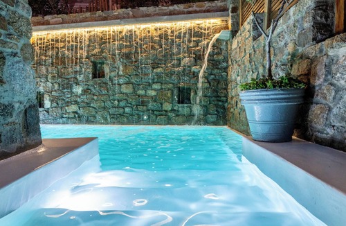 Xilokeratidi Apartment | Deluxe Suite with Private Outdoor Pool