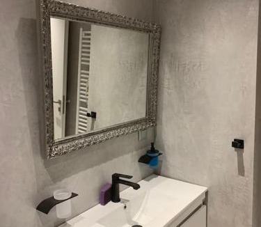 Ampelokipoi Apartment | Diamond apartment