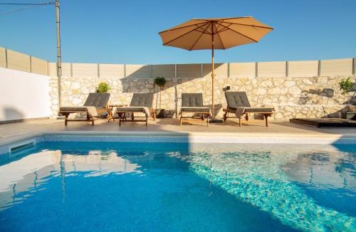 Koiliomenos House | Dimitra's House with Private Pool