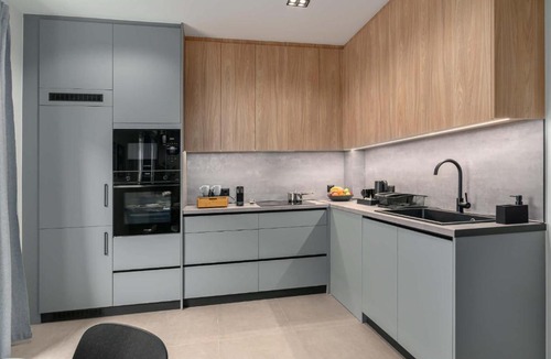 Aigaleo Apartment | Efi Luxury House Μοντέρνα κατοικία στο Αιγάλεω