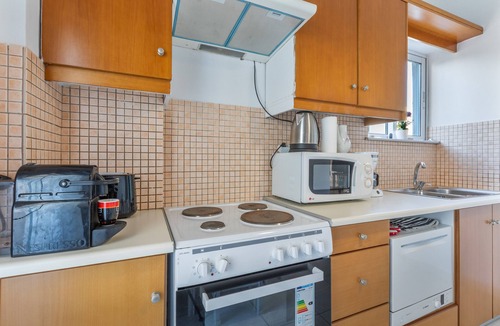 Nea Chora Apartment | Eftichia Nea Chora Apartment with Mountain View, Shared Garden & Wi-Fi
