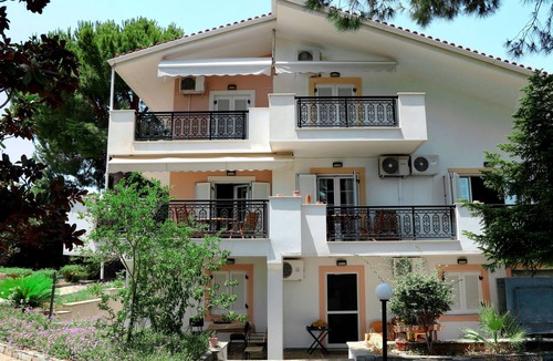 Lokroi House | Ekatis Seacoast Nest