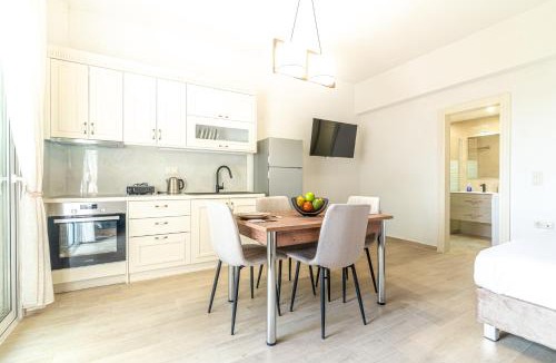Agios Dimitrios Apartment | Elegant Suite 2 near the Beach