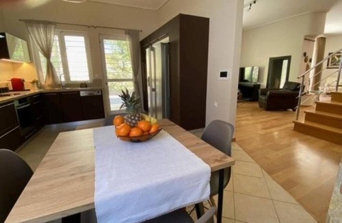 Vari-Voula-Vouliagmeni Villa | Elegant villa with pool in the Athens Riviera