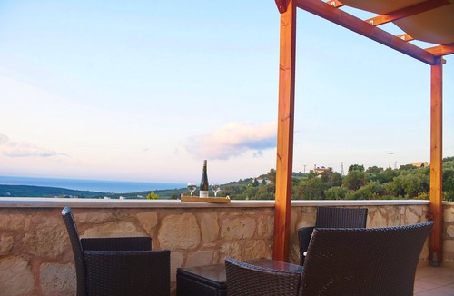 Xirokampi Villa | Elina Villa, a stone villa with private pool, bbq and sea view