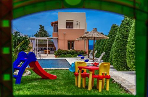 Gerani Villa | Elmyra Villa, Heated Pool & Walking to beach, By ThinkVilla