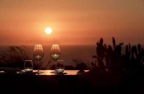 Oia Apartment | Elyrion Suite, Divine Sea Views, Private Pool, Furnished Terrace, Sanrotini