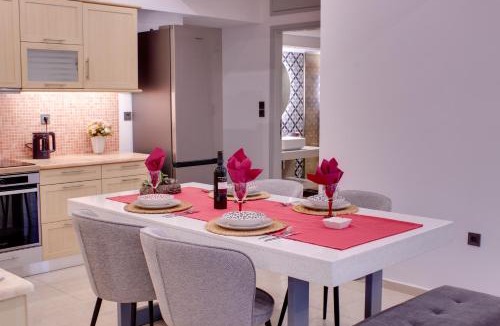 Violi Charaki House | Elysian Rose Residence