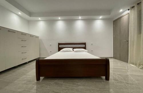 Chrysoupolis Apartment | EmilyApartments 1