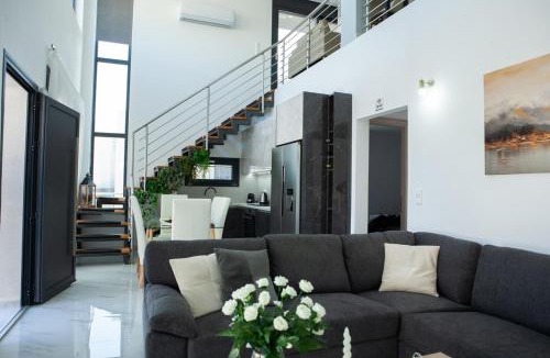 Gouvai Villa | Emma - Elena Peris Villas, By Idealstay Experience