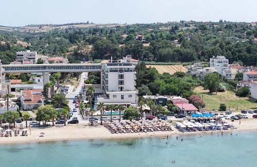 Agia Triada Hotel | EONA BEACH RESORT by Greek Pride
